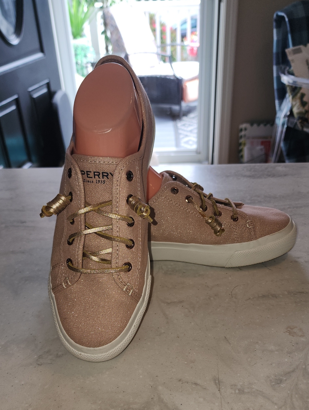 Sperry Size 10 Rose Gold Glitter Low-Top Women's Sneakers